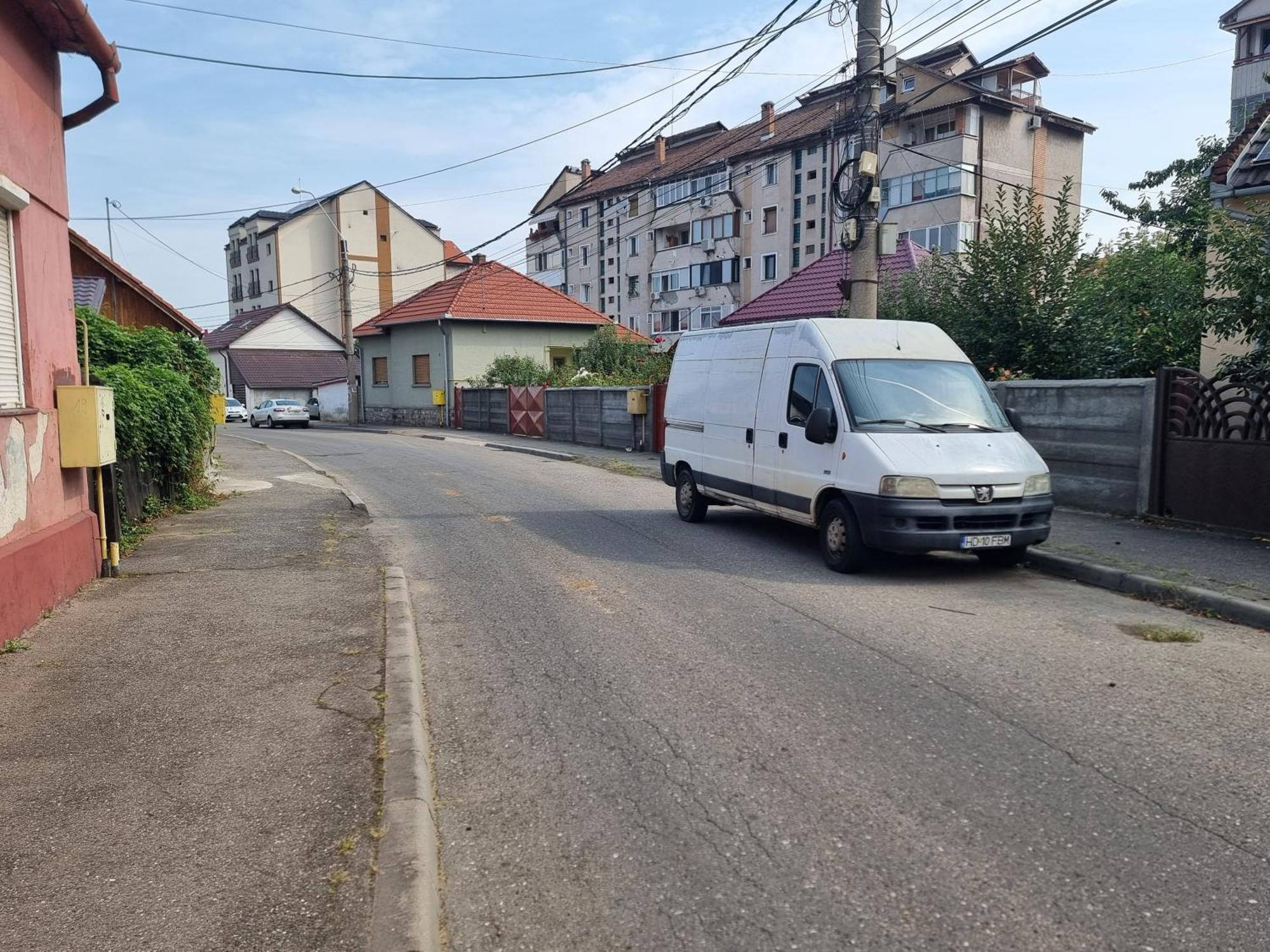 La Bebe 1 Bed Hotel Hunedoara Exterior foto
